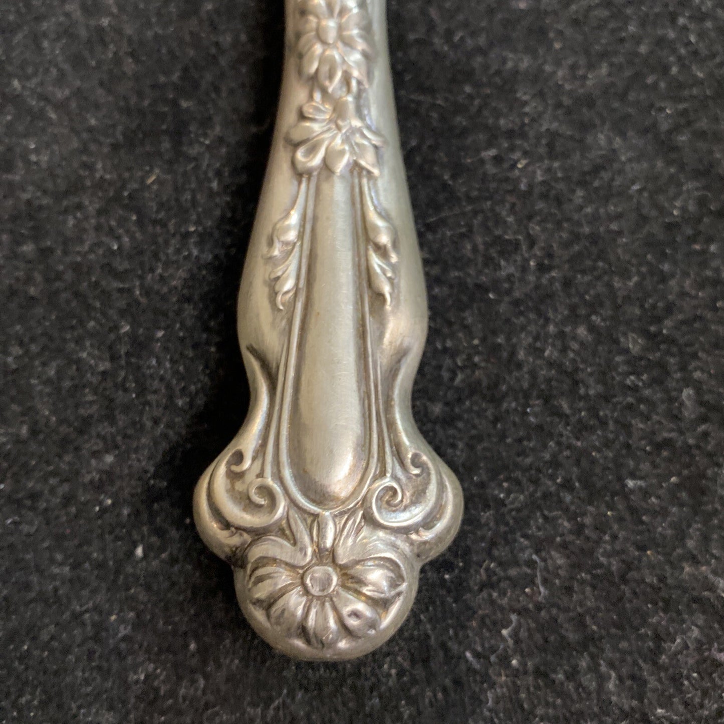 Sterling Silver Handle 9 1/2" Cake Knife