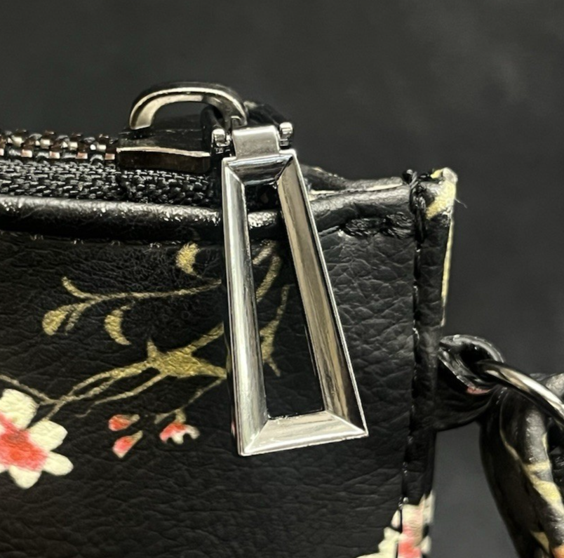 Jessica Simpson Frankie Polyvinyl Floral Print Wristlet Wallet 10"