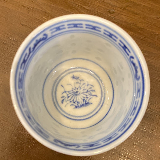 Set Of 8 Chinese Sake Tea Cups Rice Grain Eye Hand Paint Translucent BH247