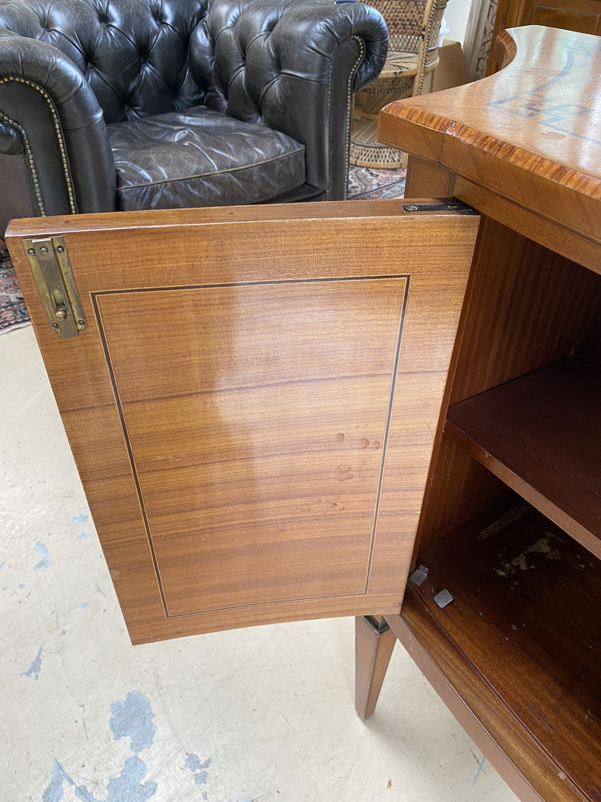 ITALIAN NEOCLASSICAL MATCHED VENEER PARQUETRY ENTRYWAY CABINET CHEST