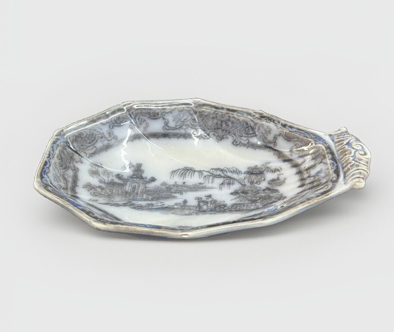 Mulberry Ironstone China "Corean" 1850s Shell Relish Dish