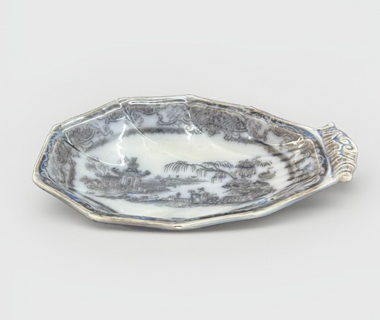Mulberry Ironstone China "Corean" 1850s Shell Relish Dish
