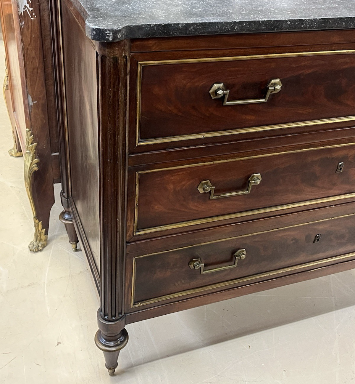 ANTIQUE FRENCH LOUIS XVI MARBLE-TOP FLAME BURL MAHOGANY COMMODE CHEST OF DRAWERS
