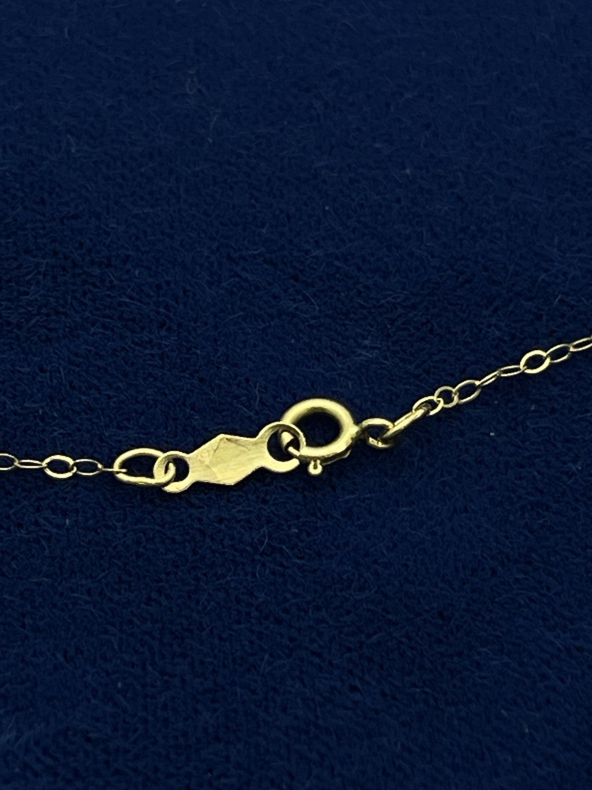 1.87g 14K Yellow Gold & Opal Pendant Necklace 18.25" 14k Yellow Gold Chain