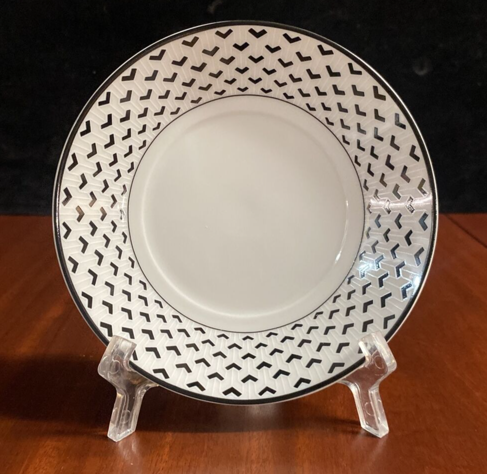 8 pcs Tiffany & Co. Gotham  Black & White Dinner Plate  Coffee Tea Cup