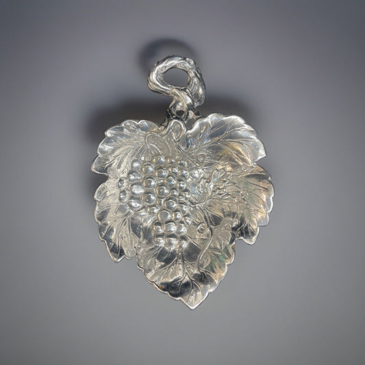 Arthur Court Aluminum Holloware Grape 7" Leaf Dish Bon-Bon Tray