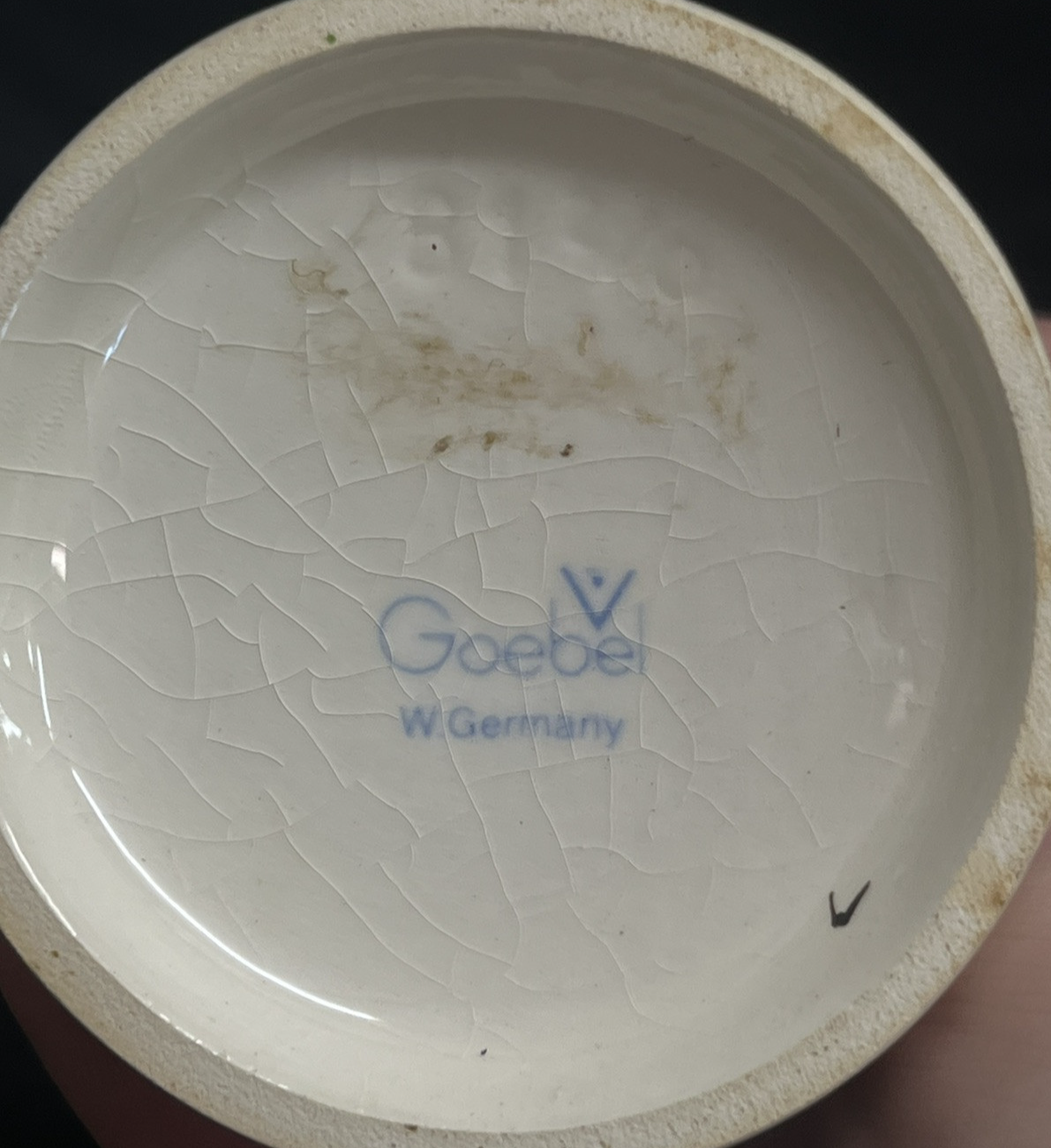 Vintage M.I. Hummel Goebel Porcelain "School Girl" Figurine 81 2/0 W. Germany