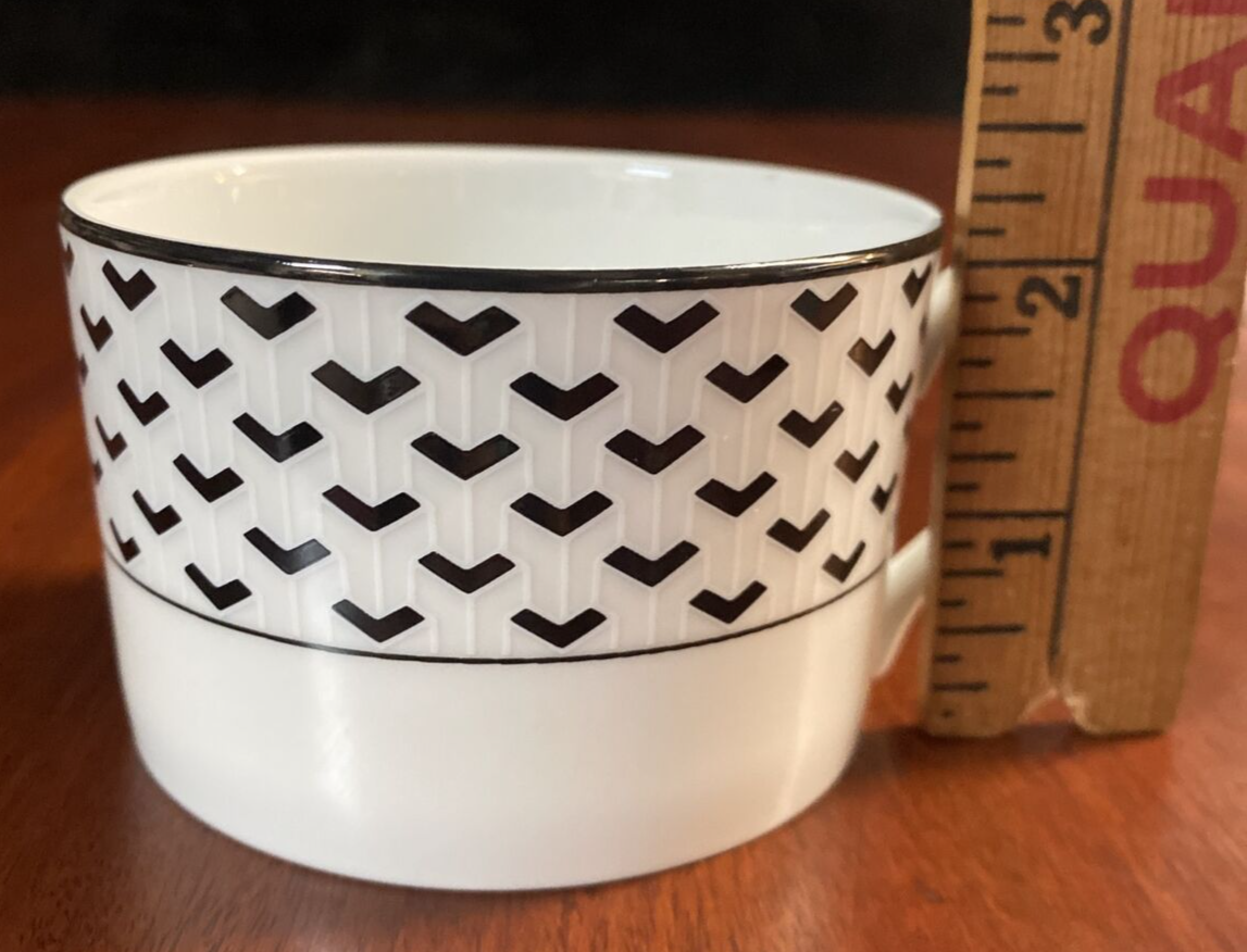 8 pcs Tiffany & Co. Gotham  Black & White Dinner Plate  Coffee Tea Cup