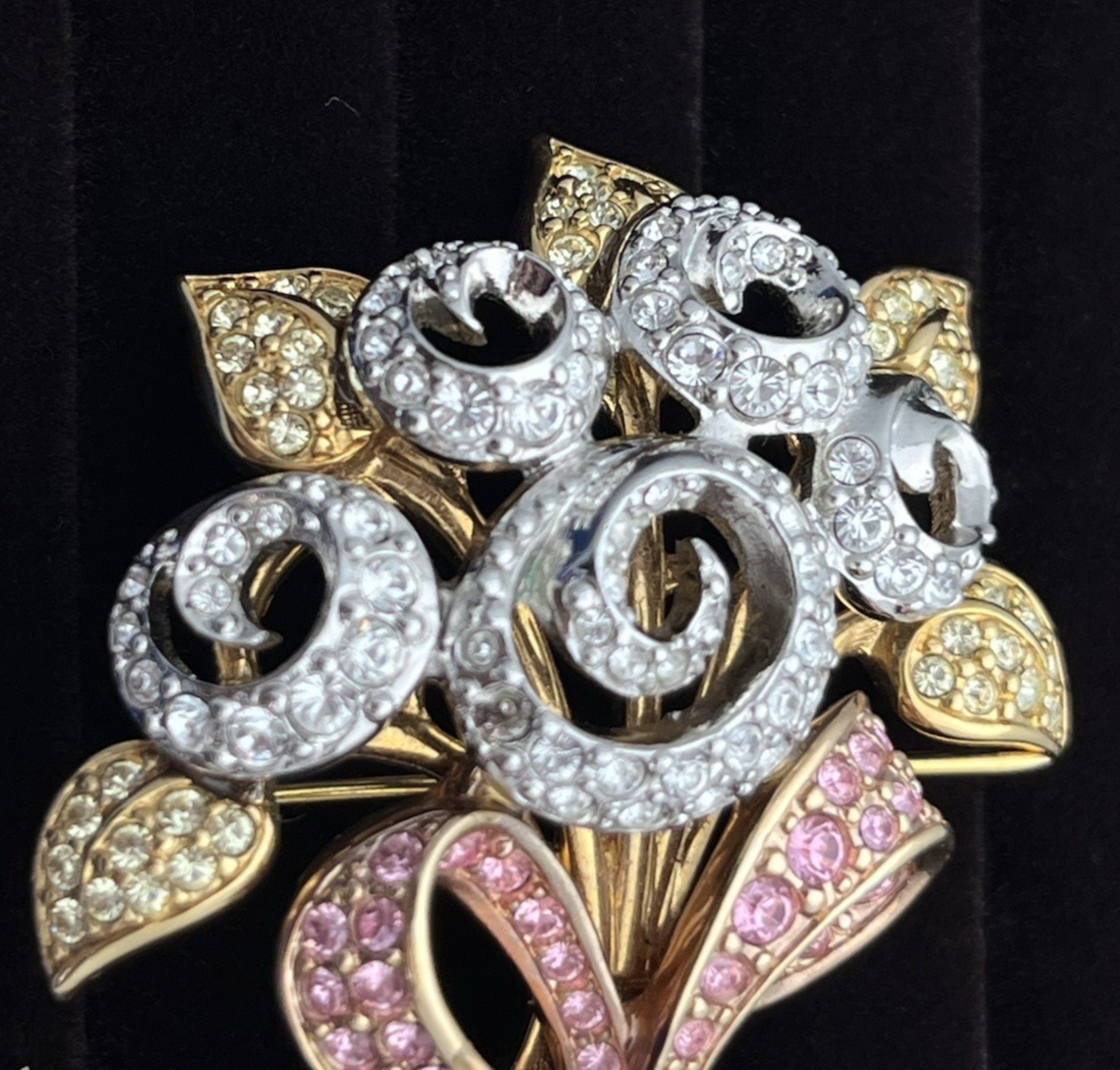 Swarovski Crystal Flower Bouquet Compassion Brooch Pin Retired JP 98
