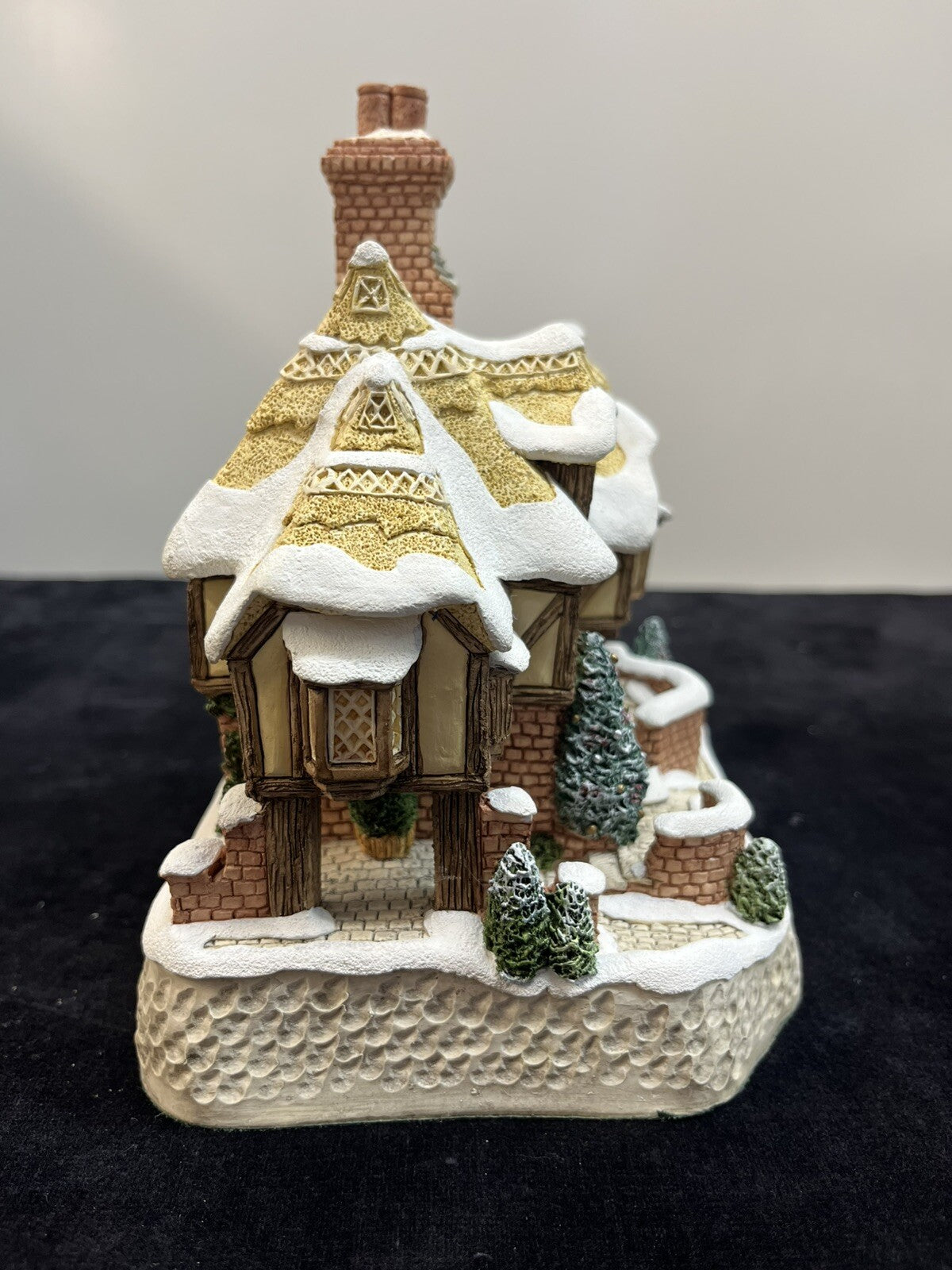 NEW David Winter "Miss Belle's Cottage" Premier 1994 Limited Edition  Box & COA