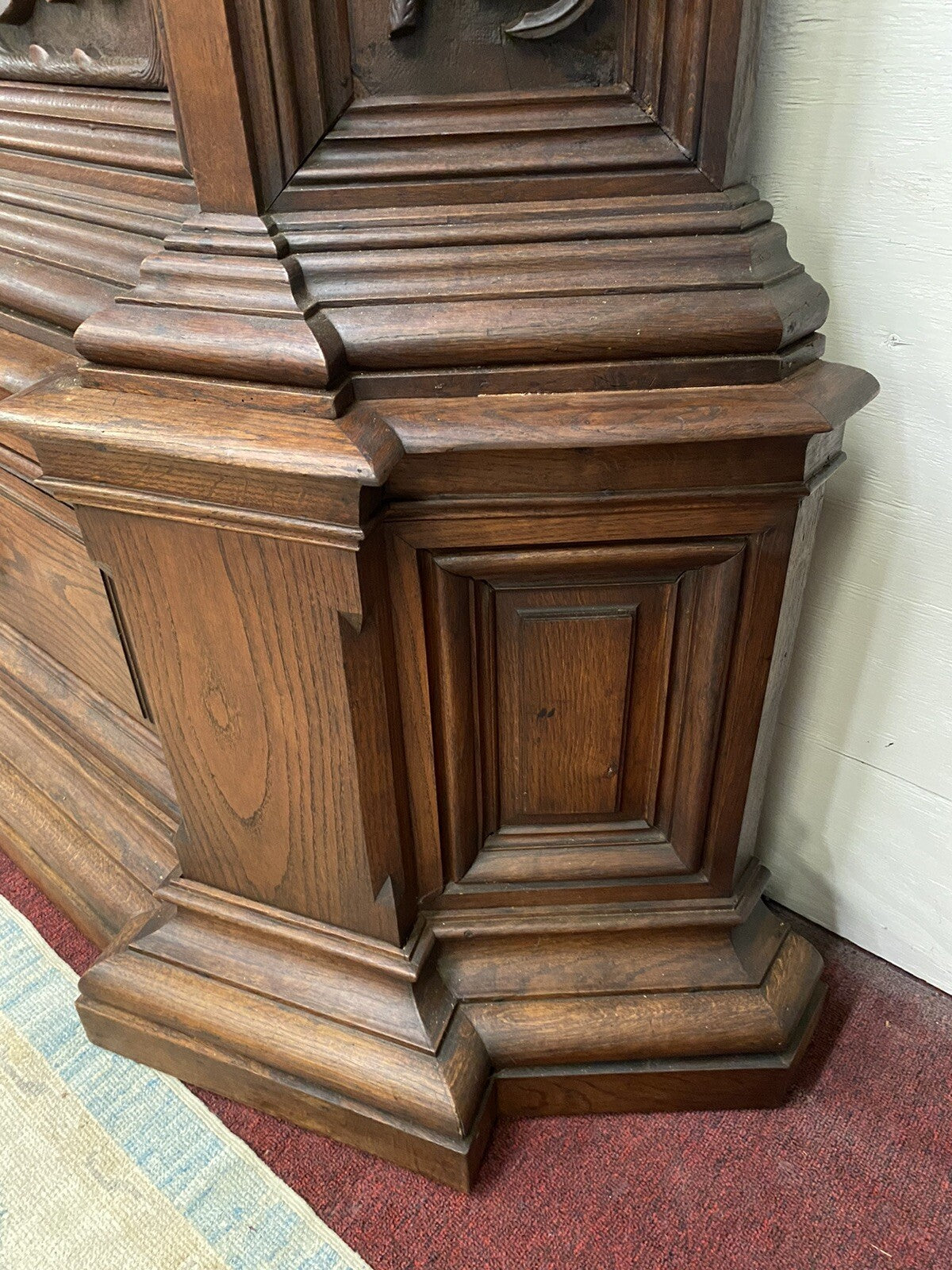 ANTIQUE GUN CABINET BLACK FOREST HEAVILY CARVED OAK DISPLAY 96.5" NBA OWNERS