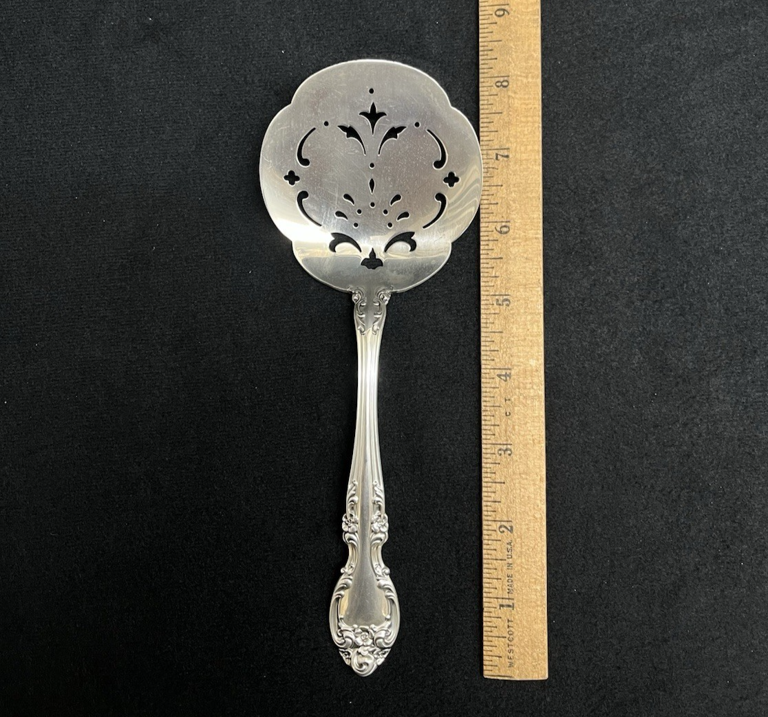 Melrose by Gorham 86.67g Sterling Silver Tomato Server 8 1/8 in