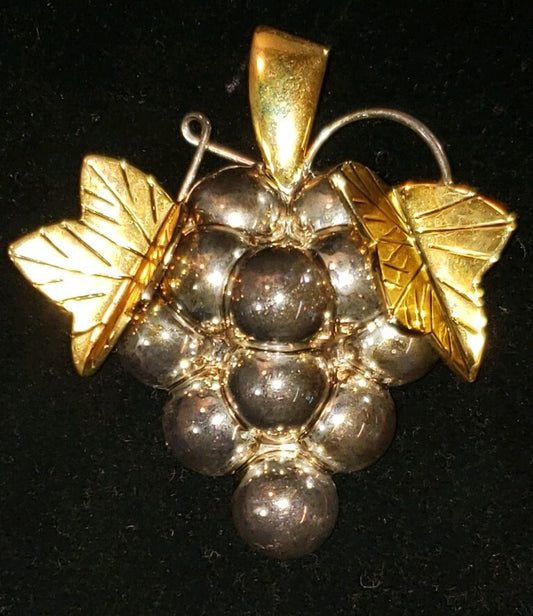 Chunky cluster of grapes Brooch Pin Pendant by Best 2" x 2.25" Sterling 28.7 g