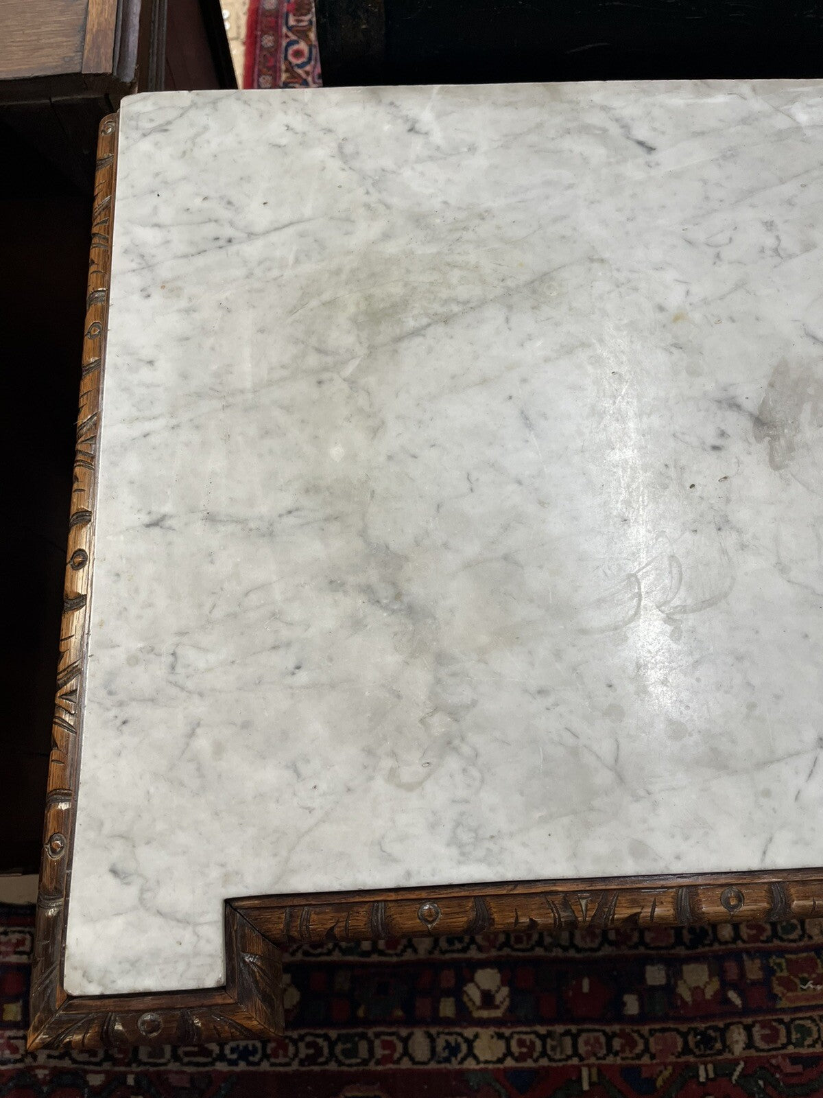 FRENCH RENAISSANCE REVIVAL MARBLE-TOP CARVED OAK COMMODE