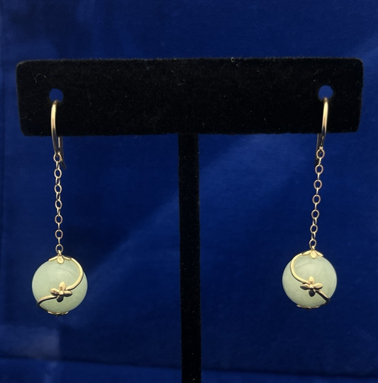 Dainty 14K Yellow Gold Mint Green Jade Dangling Bead Flower Earrings 5.89g