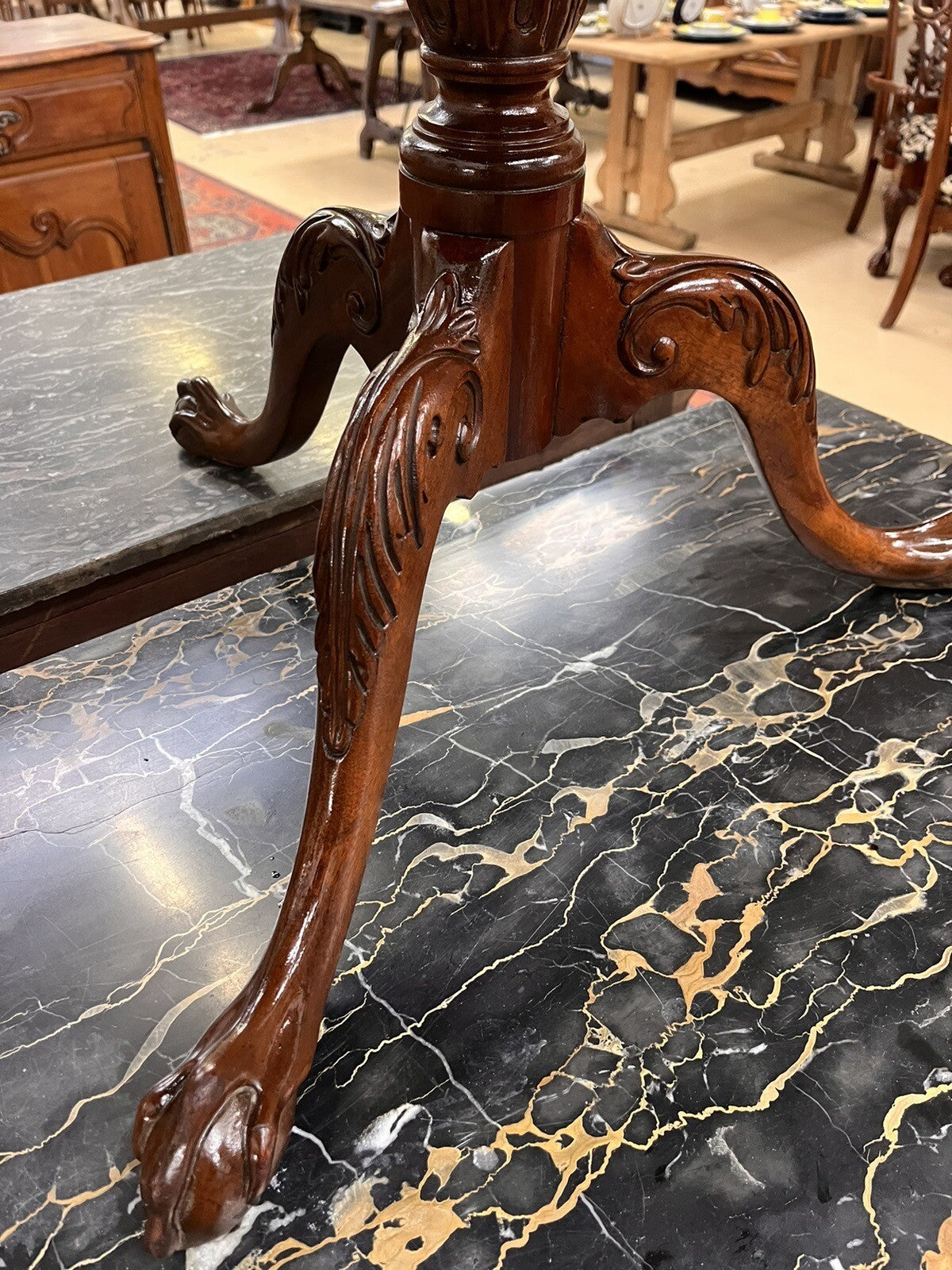 BAKER MAHOGANY PIE-CRUST TILT-TOP TRIPOD TEA TABLE BIRDCAGE