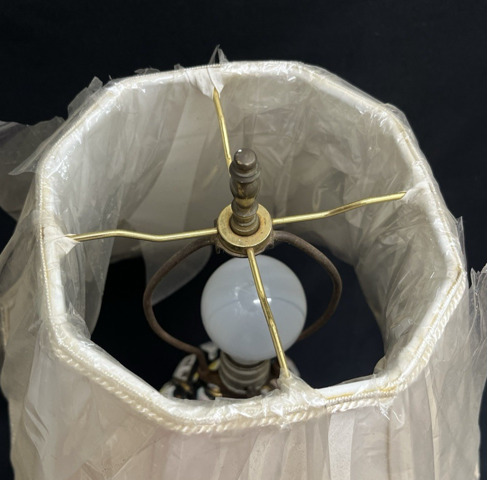 Vintage Capodimonte Porcelain Pierced Black & Gold Floral Lamp w/ Shade 26"