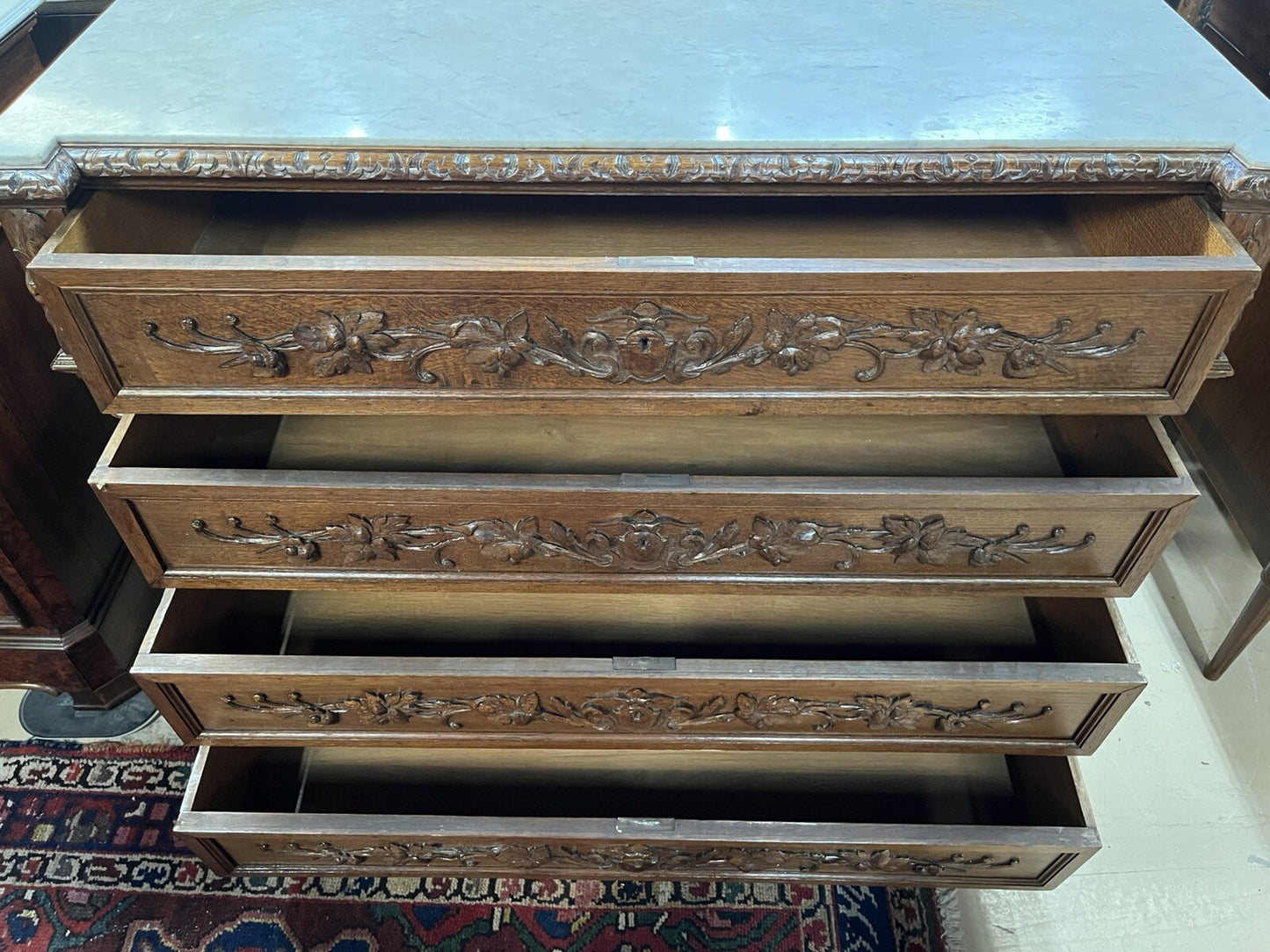 FRENCH RENAISSANCE REVIVAL MARBLE-TOP CARVED OAK COMMODE