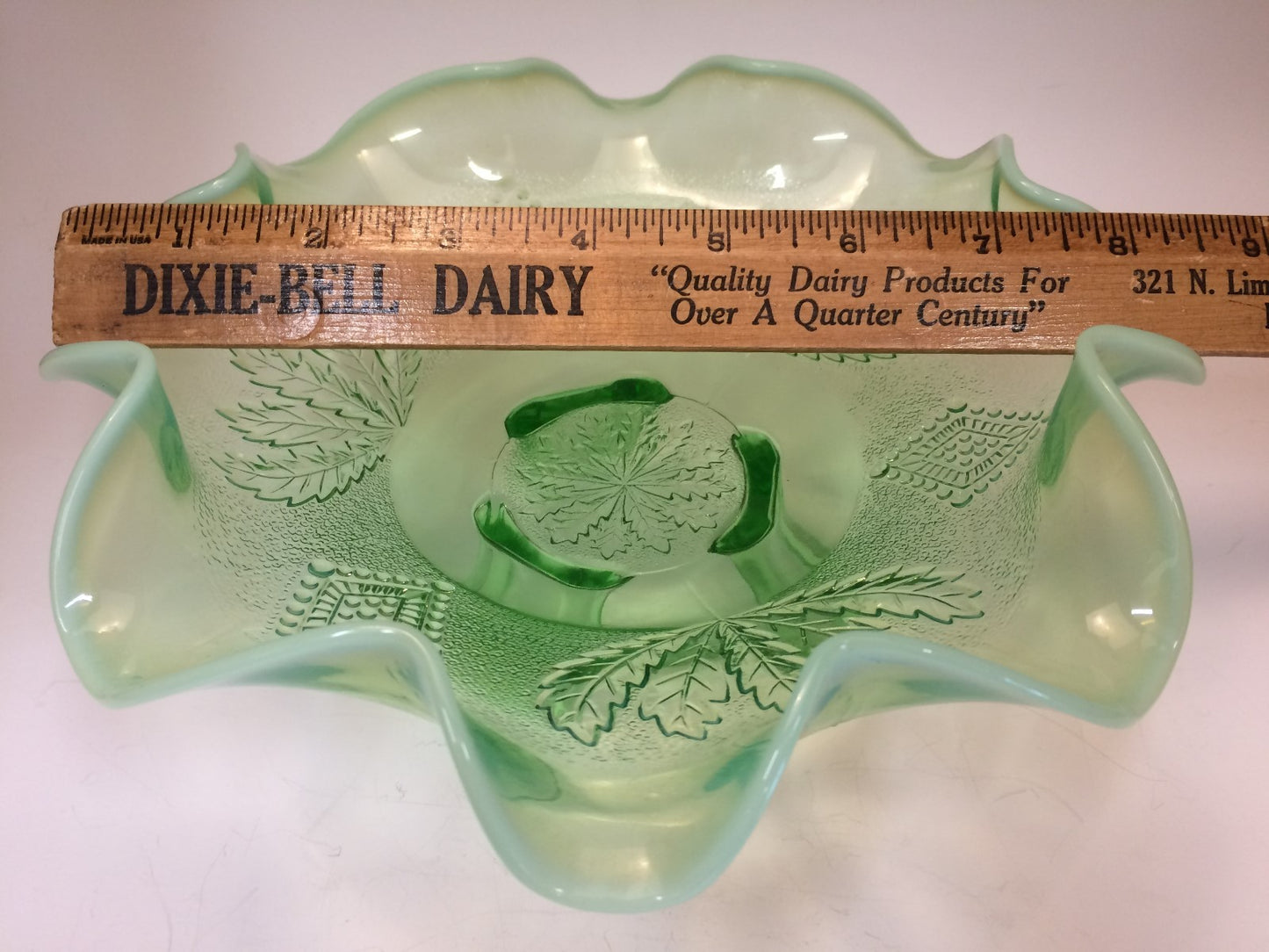 JEFFERSON GLASS  Ruffled  Green OPALESCENT Leaf & Diamond 3 footed 8-3/8" Bowl