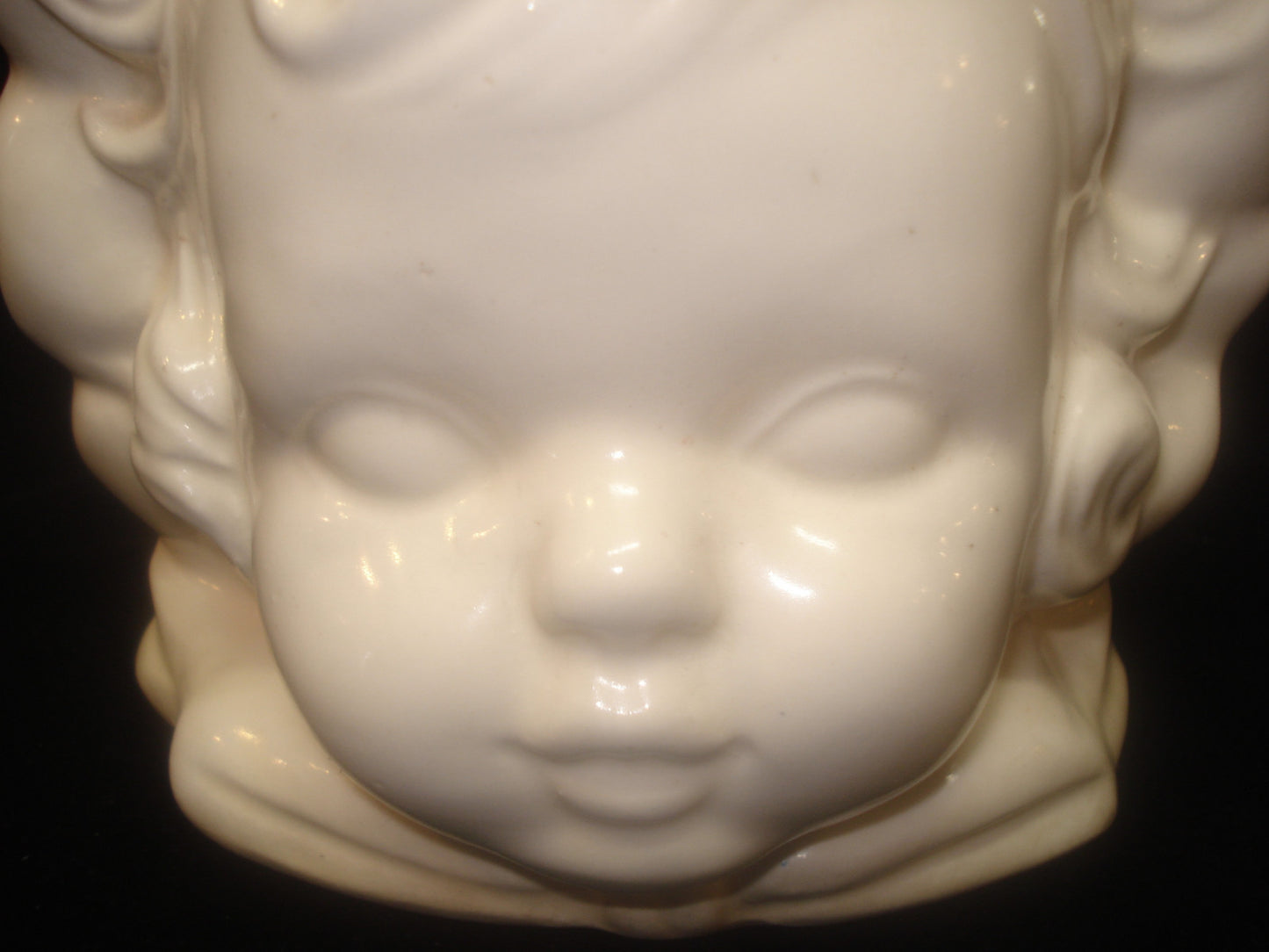 Infant Baby in Bonnet Headvase  Pottery Head Vase Planter USA Hull ? 1940's