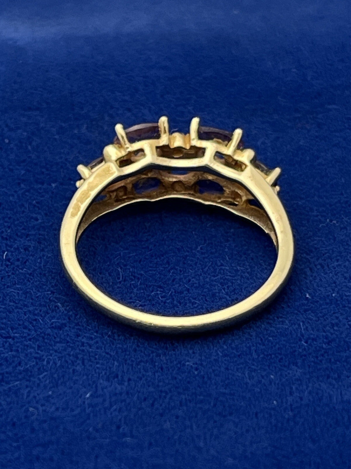 3g 14K Yellow Gold Multi Amethyst Stone Ring Size 6.75 ZRW Jewel America NYC