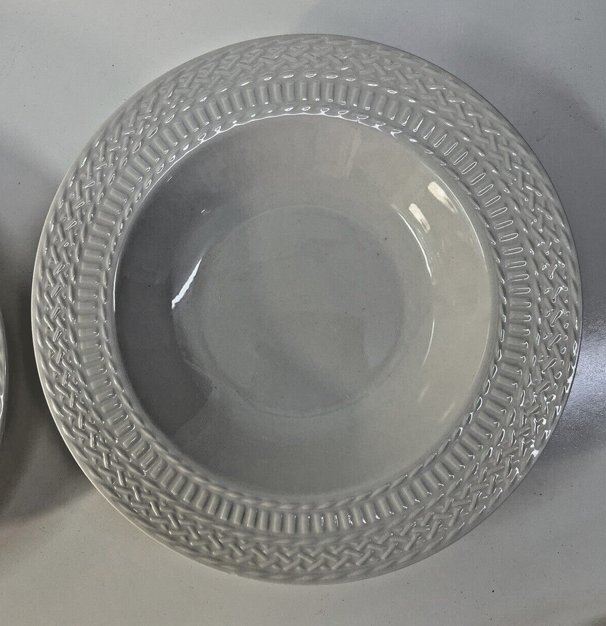 Set of 8 Livingquarters White Rim Soup Bowls, 9"  Free shipping