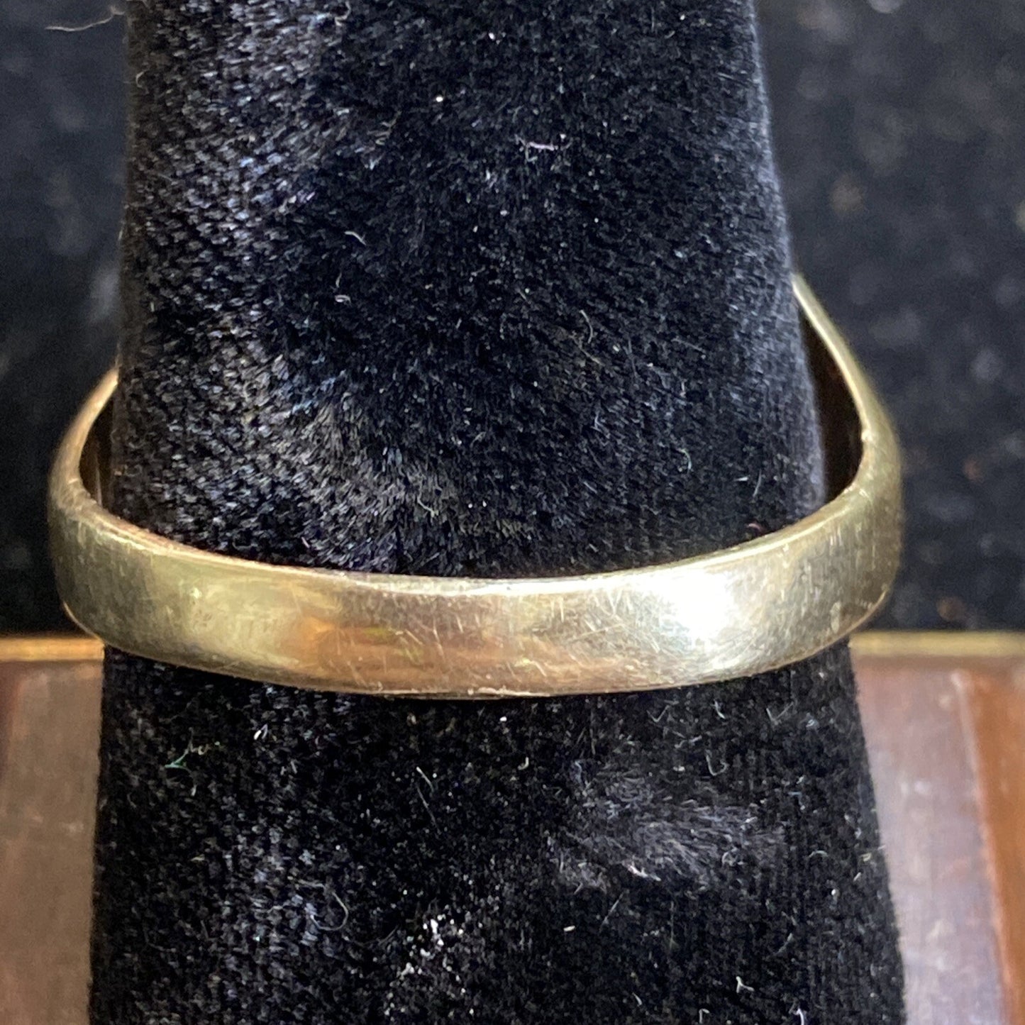 8G Men's 10k Yellow & White Gold .16cts Diamond TW Ring Size 12.25