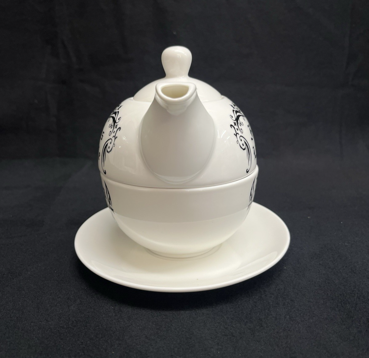 Alchemy of England 1977 Tea for One "Freaks Like Me Drink Tea" China Set