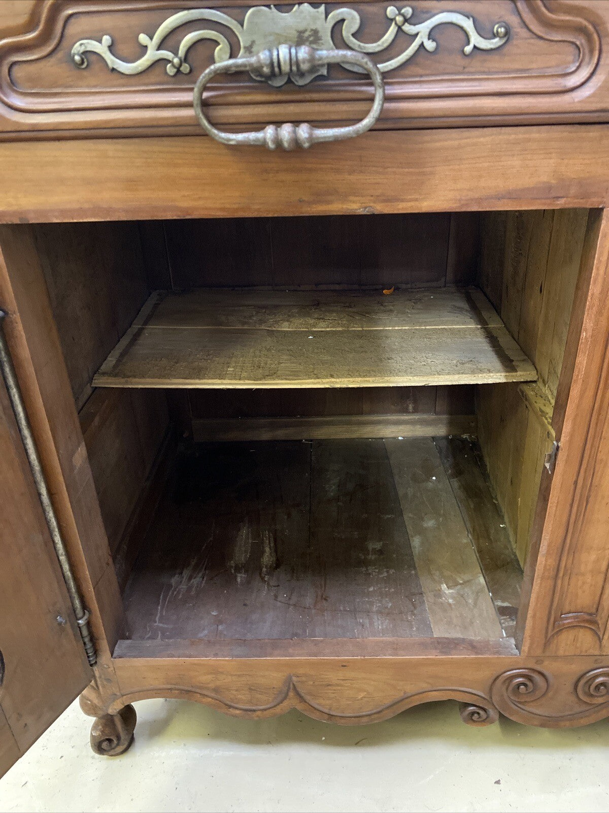 ANTIQUE FRENCH PROVINCIAL FRUITWOOD FARMHOUSE RUSTIC SIDEBOARD EARLY 1800's