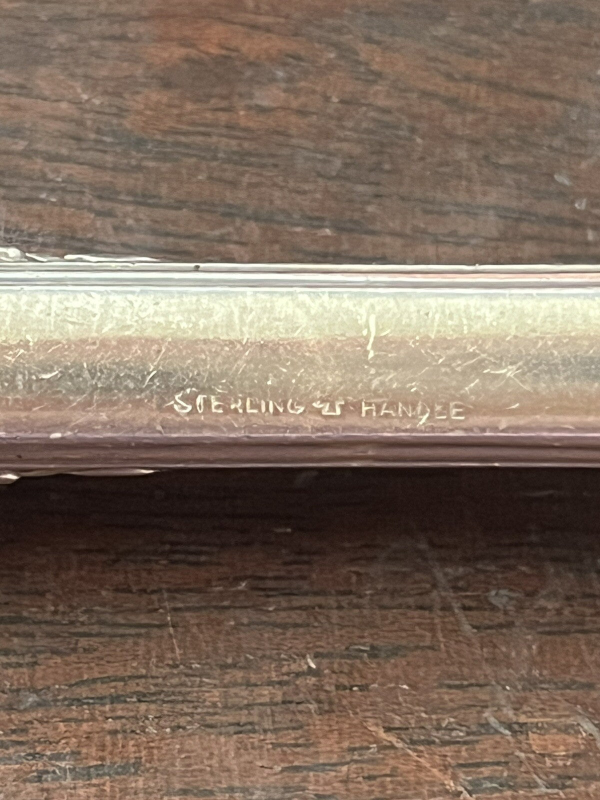 Rose Point by Wallace 60.5g Sterling Silver Dinner Knife 9”  NO MONO