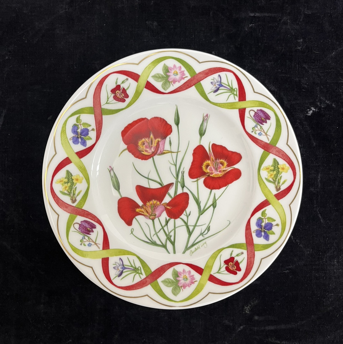 Wedgwood "The Flower Artists of Kew" Mariposa Lilies Plates Set of 2 - 8.25"