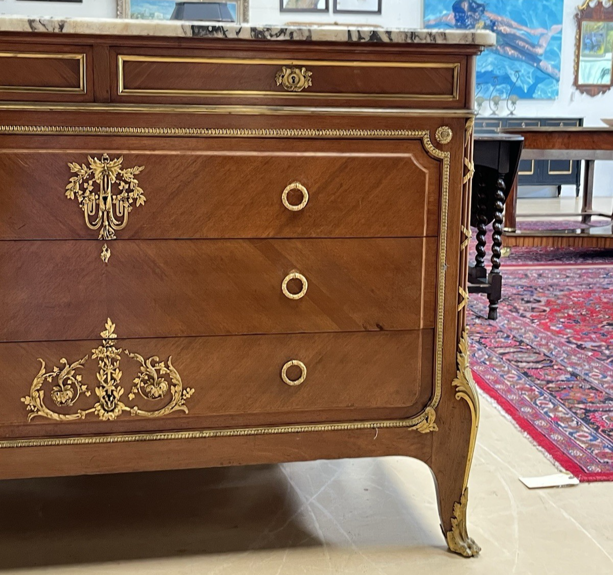 ANTIQUE FRENCH TRANSITIONAL BRONZE ORMOLU MOUNTED WHITE MARBLE-TOP COMMODE CHEST