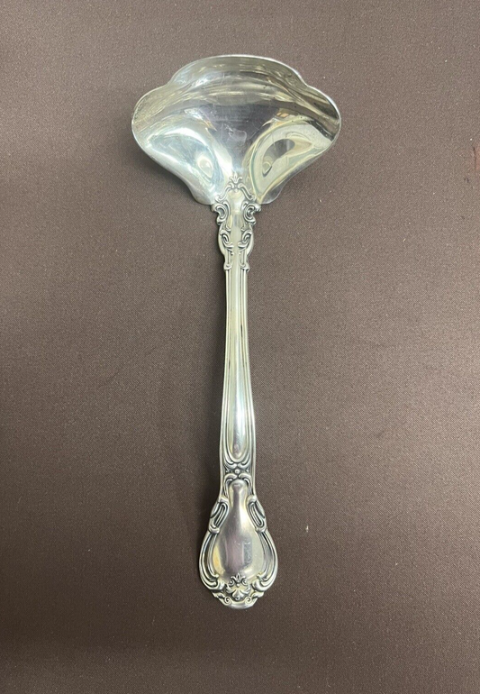 Chantilly by Gorham 71.1g Sterling Silver Solid Gravy Ladle 6 3/4" w/ MONO