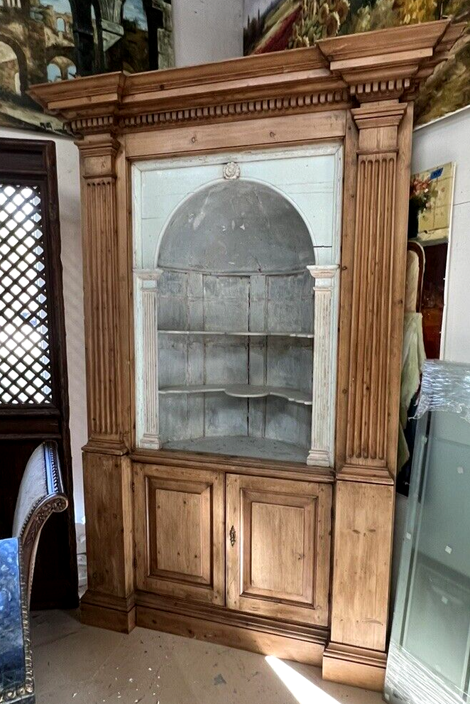 Antique American Federal Oak Corner Cabinet w/ Painted Interior 19C Farmhouse