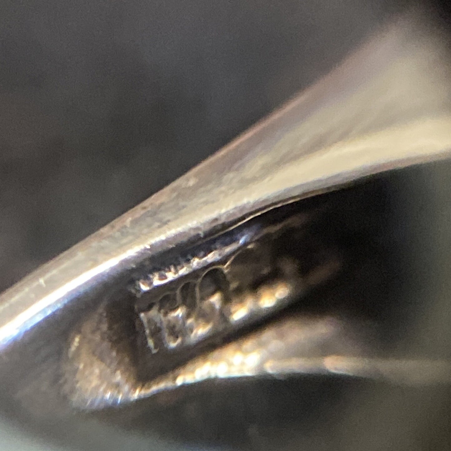 Sterling Silver 925 Mother of Pearl & Onyx Ring SZ 6.75 4.5g JM21