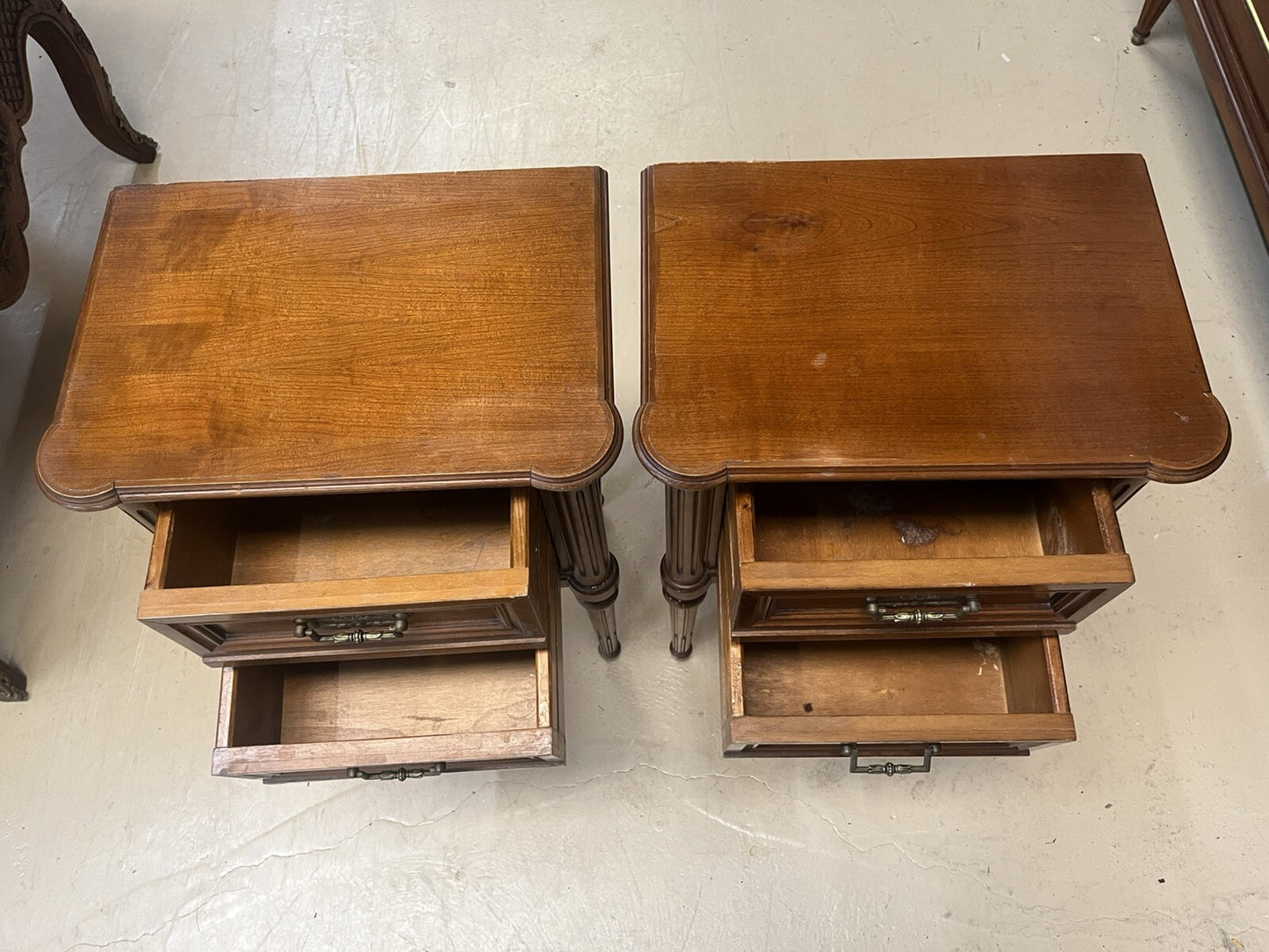 PAIR OF FRENCH LOUIS XVI STYLE TWO-DRAWER NIGHTSTANDS END TABLES