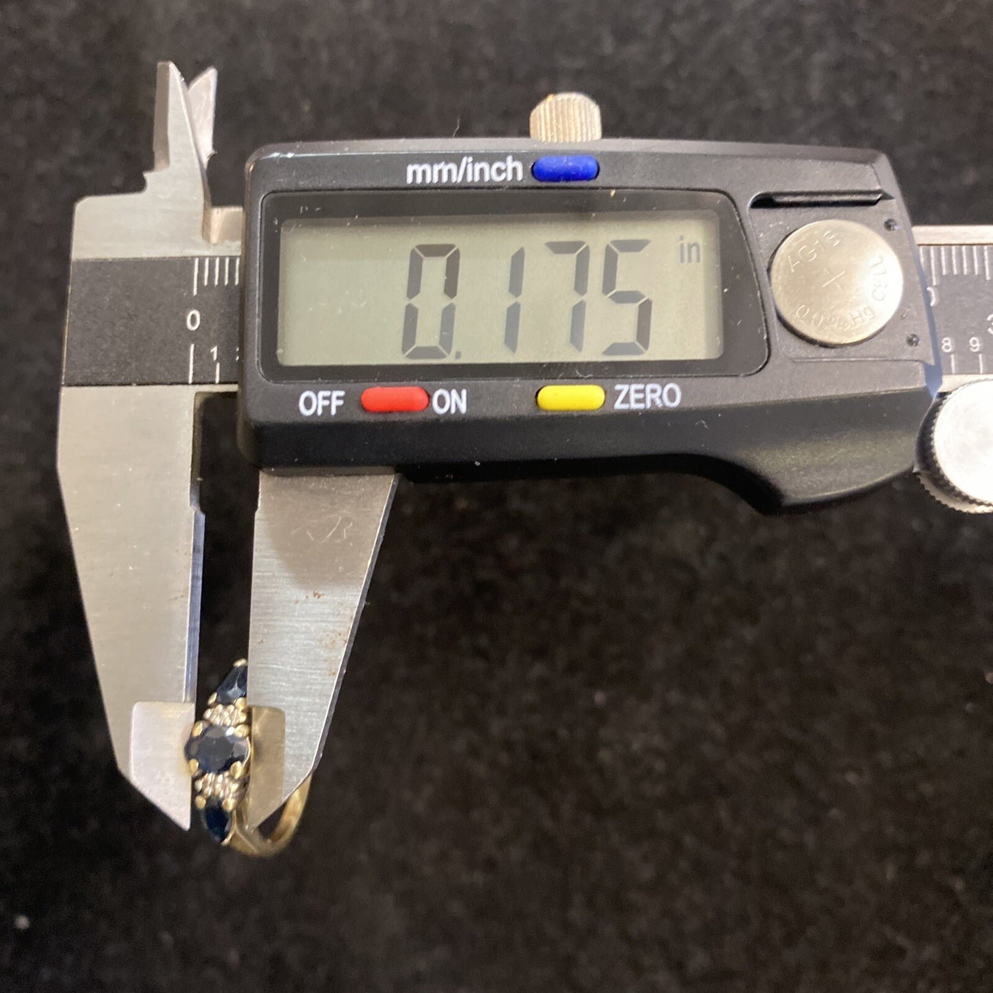 10K Yellow Gold Size 7.75 Sapphire Ring 2.7g