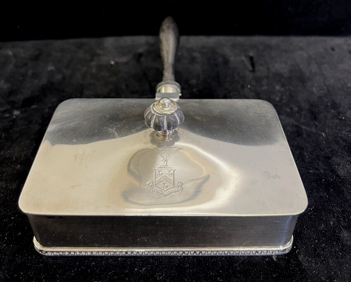 Sterling Silver Antique Bread  crumber Rogers Coat of Arms "Nos Nostraque Deo"