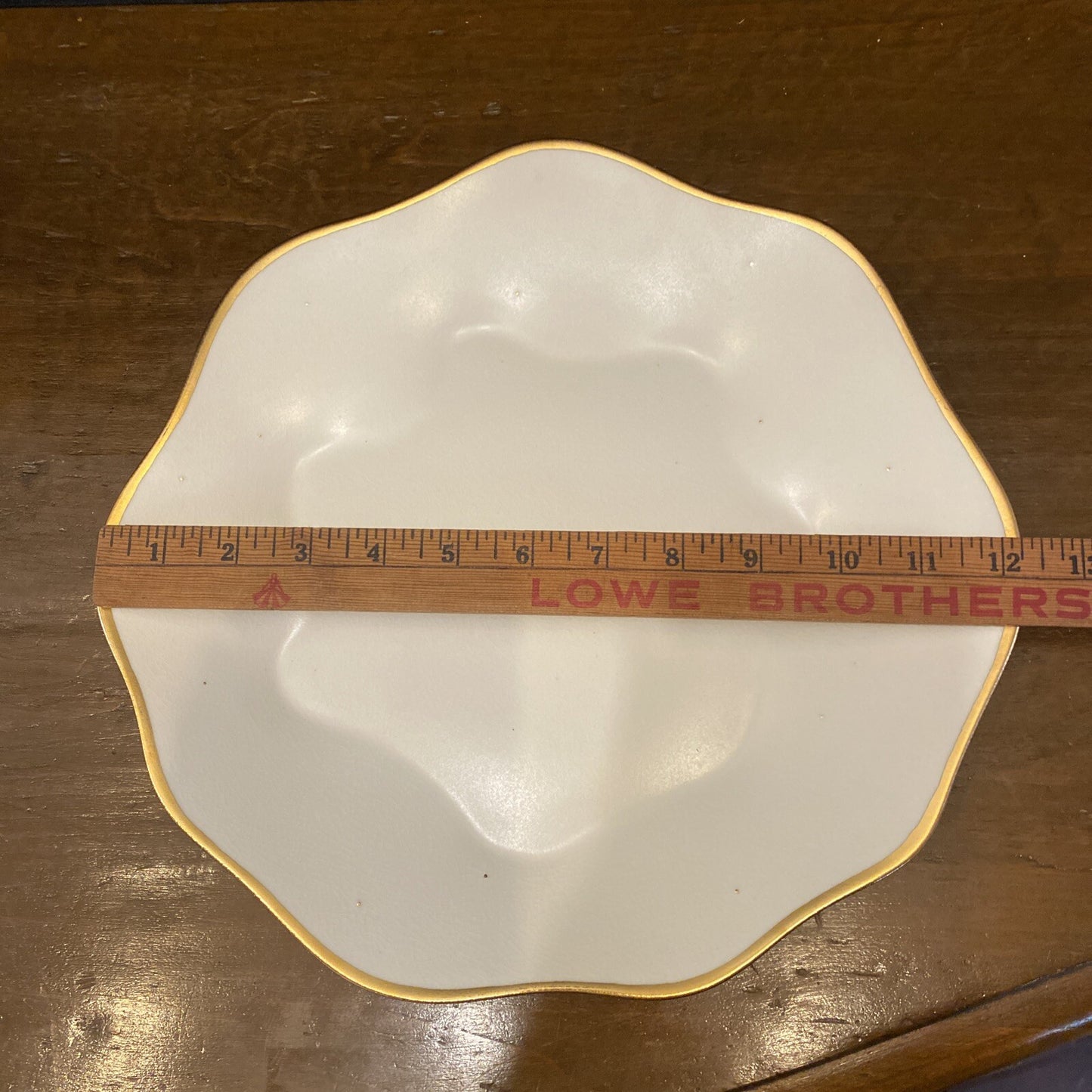 Dan Levy 1992 White & 22K Gold Handmade  Dinner Set of 24 Today $4700 Spot BH243