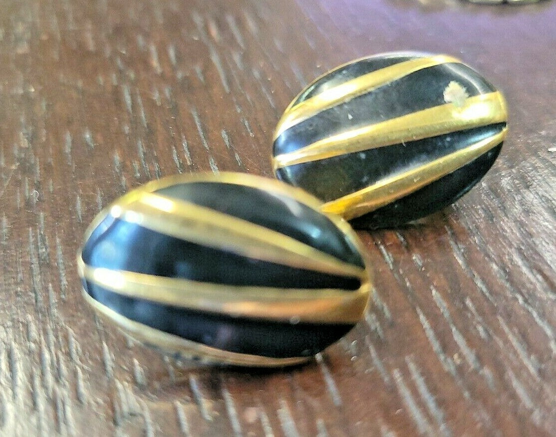 ELEGANT SIGNED MONET GOLD-TONE BLACK ENAMEL Oval  CLIP EARRINGS Art Deco