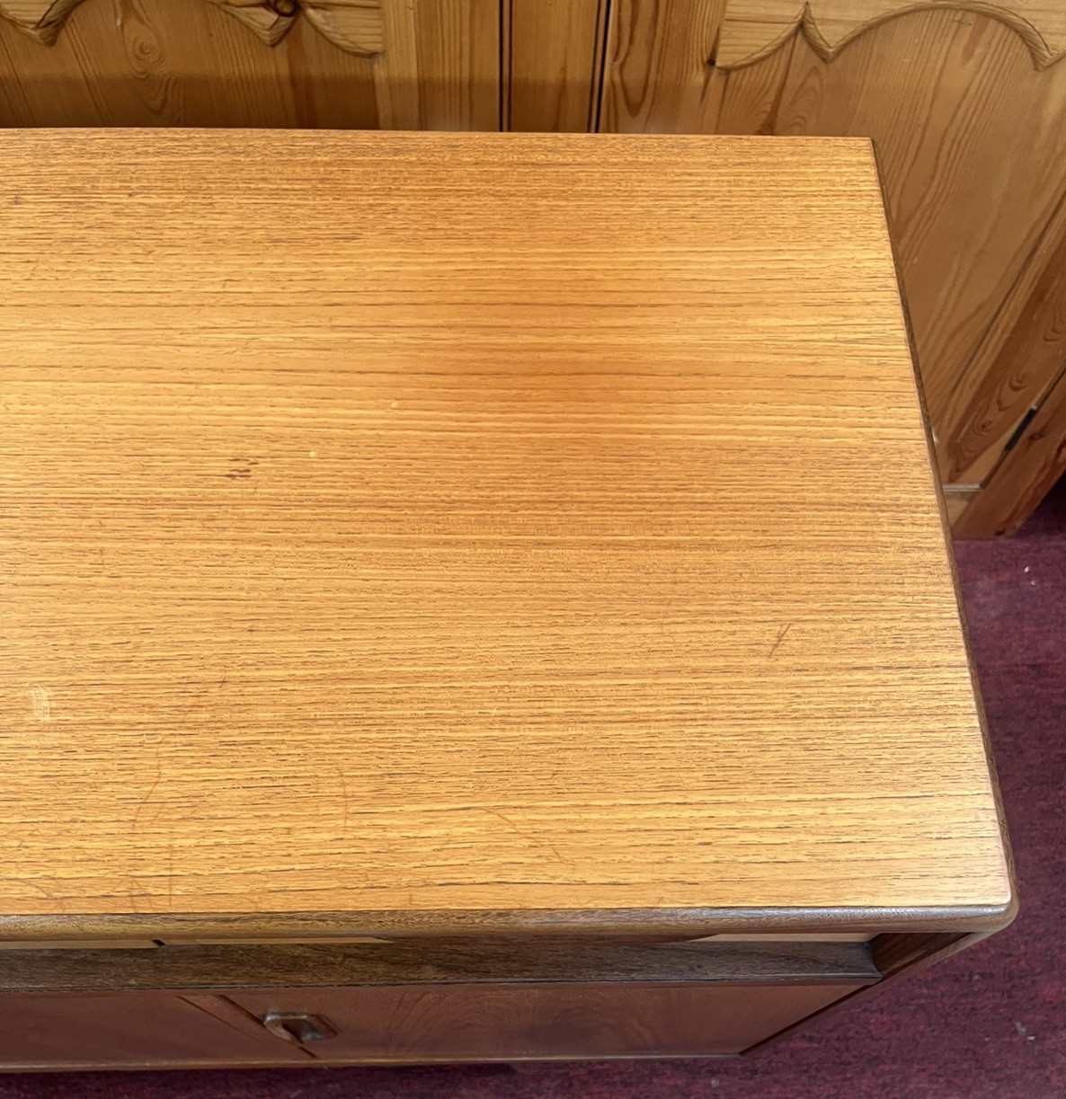 MID-CENTURY MODERN TEAK SIDEBOARD BUFFET CREDENZA by G PLAN 'FRESCO'