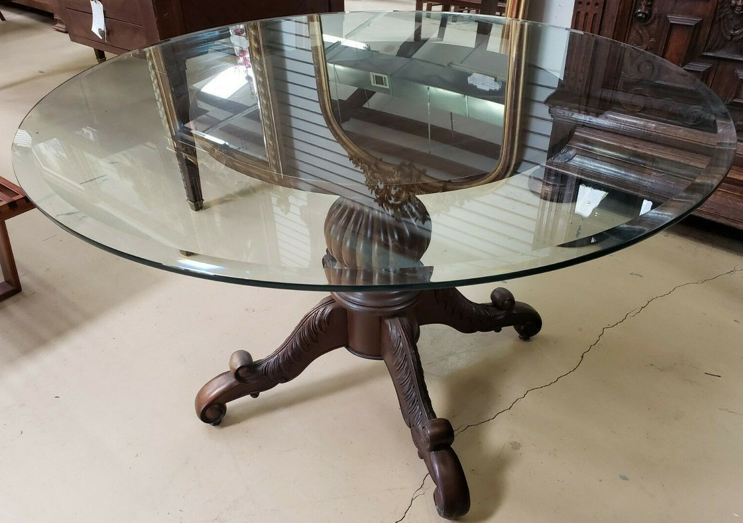 4 ft round Glass Top Table w Carved Mahogany Pedestal Base Great Foyer Breakfast