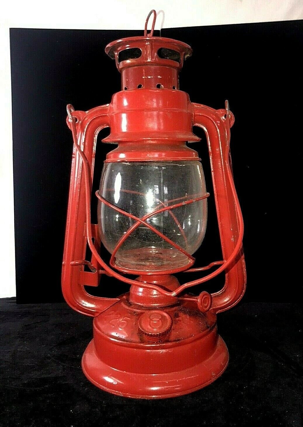 Red Oil Lamp Hurricane Lantern  225