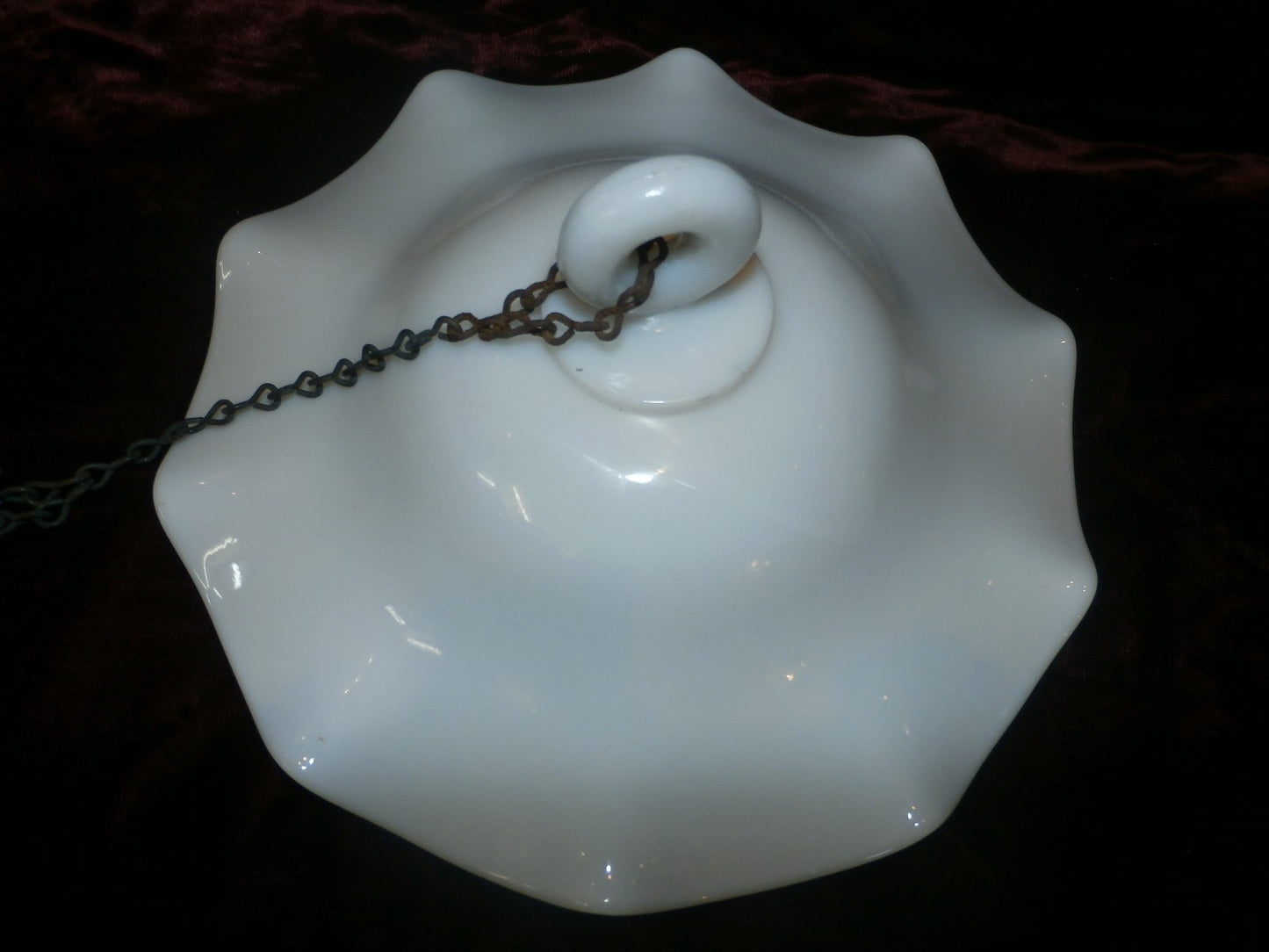 ANTIQUE VINTAGE OIL KEROSENE MILK GLASS RUFFLED SMOKE BELL