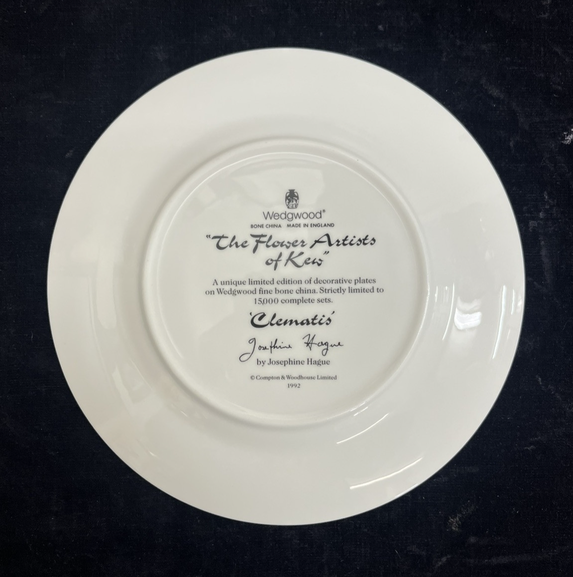 Wedgwood "The Flower Artists of Kew" Clematis Plate - 8.25"