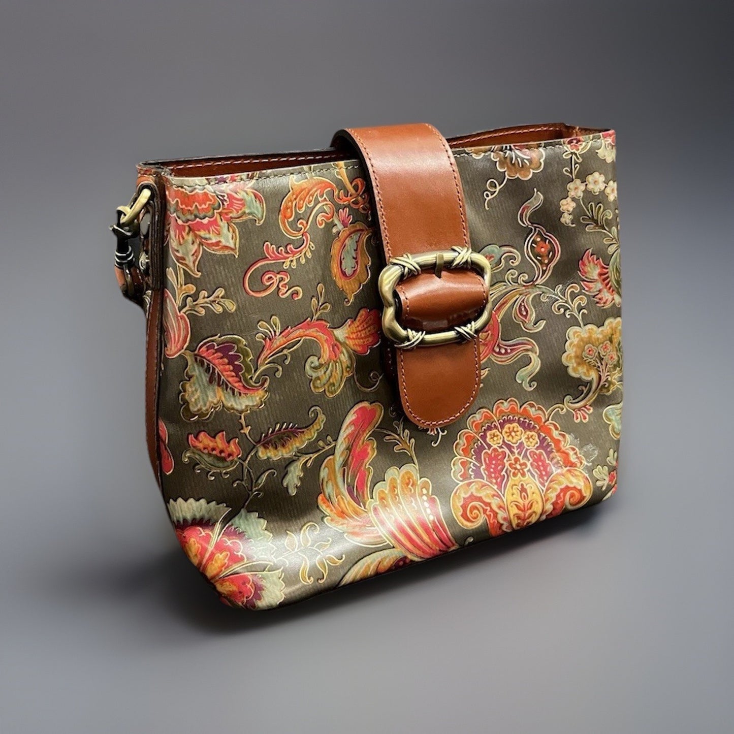 Patricia Nash Martano Belted Bucket Top Leather Bag w/ Strap & Card Wallet