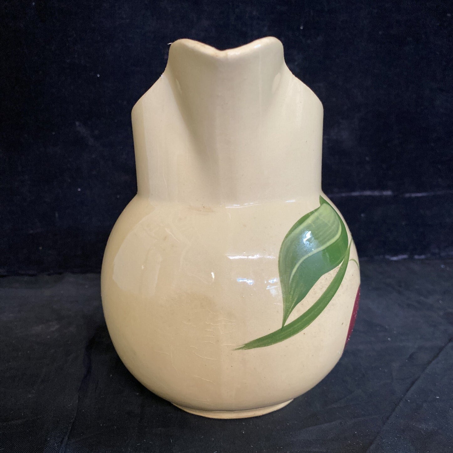 Watt Ware #16 Apple Advertising Pitcher 6 7/8"