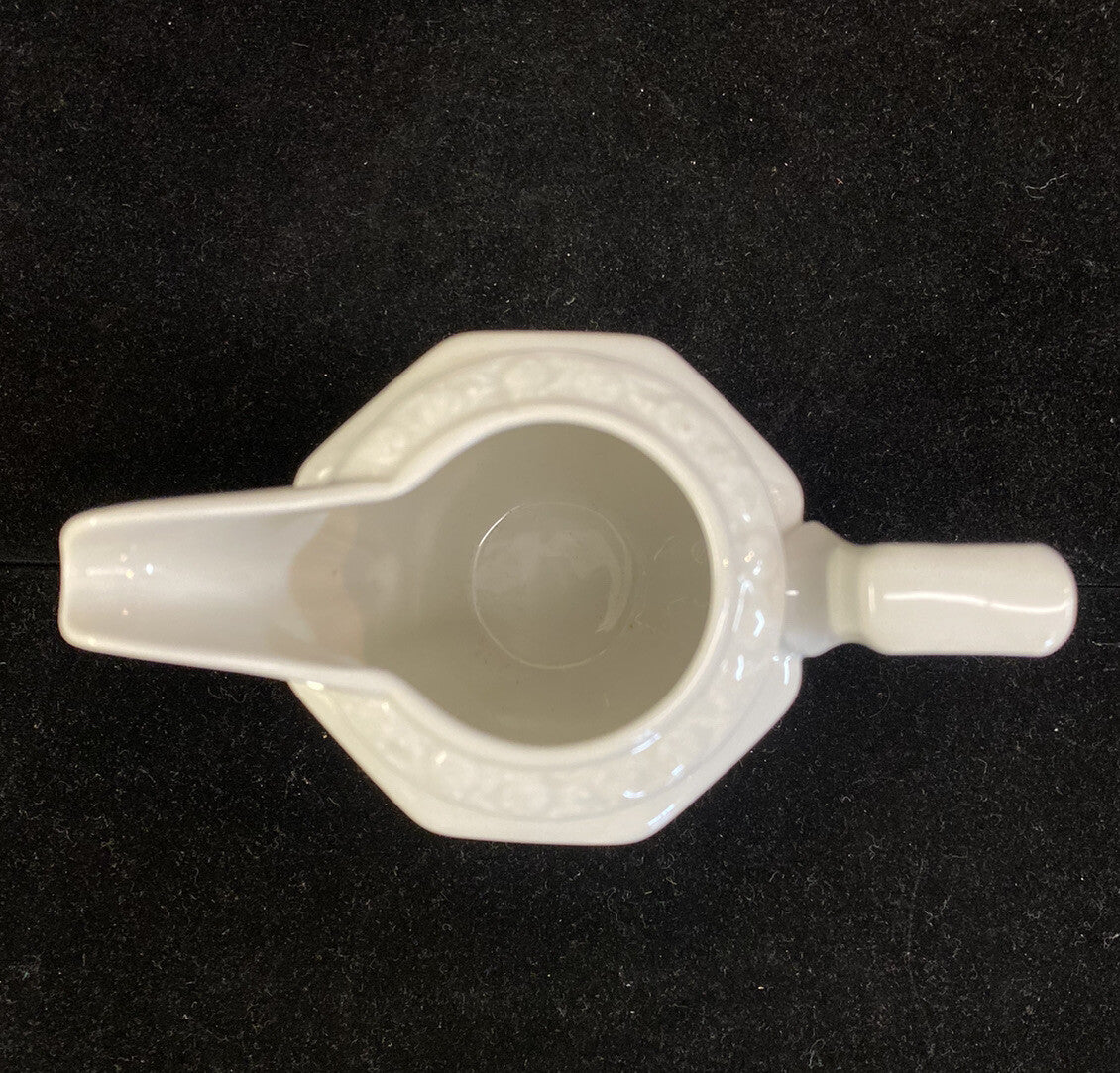 Rosenthal Classic Rose Maria White 6 1/4" Sugar Bowl & Creamer