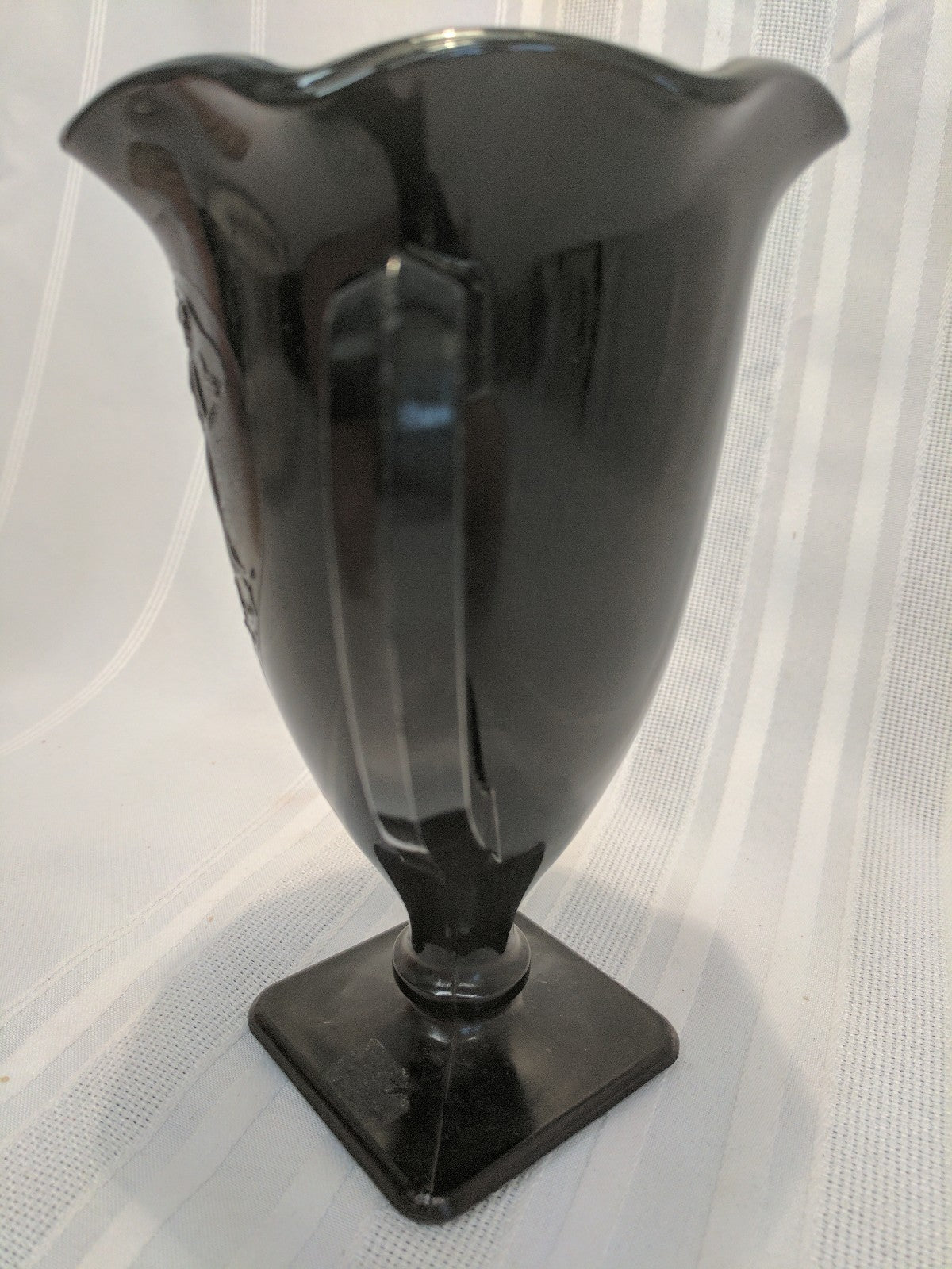Vintage L.E. Smith Black Amethyst Glass  2 Handled Urn or Vase 1930's Very Nice!