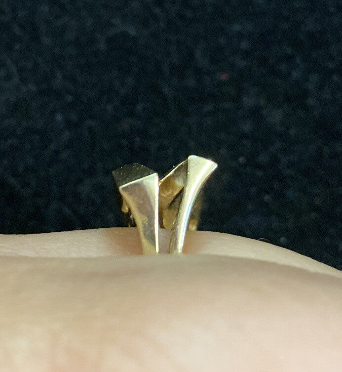 14K Solid Yellow Gold  Modern Ring Italy 6.6 g Signed "AND"  size  7.75  CB5